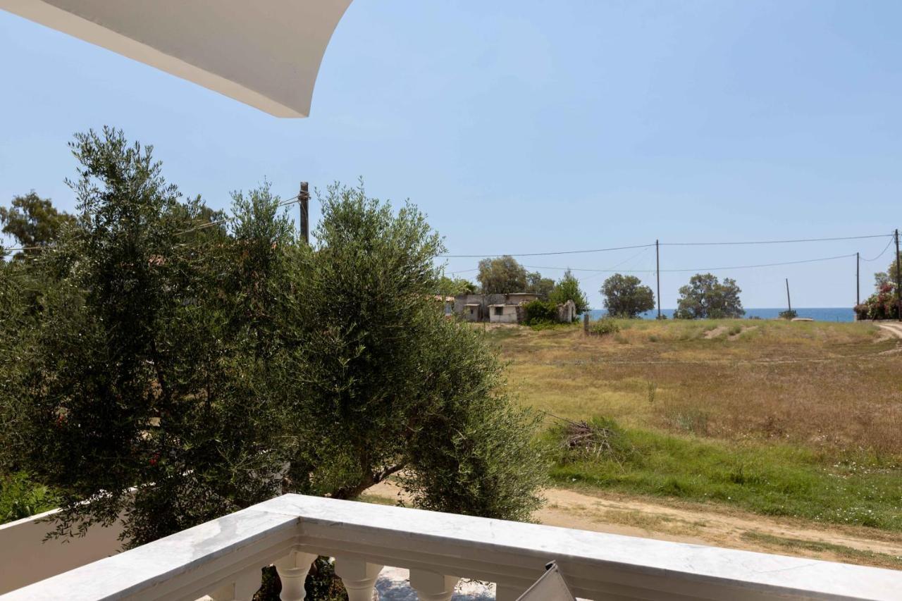 Pansion Artemis Daire Mavrovoúnion Dış mekan fotoğraf