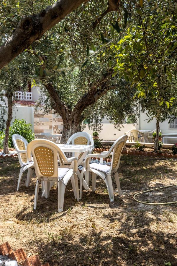Pansion Artemis Daire Mavrovoúnion Dış mekan fotoğraf